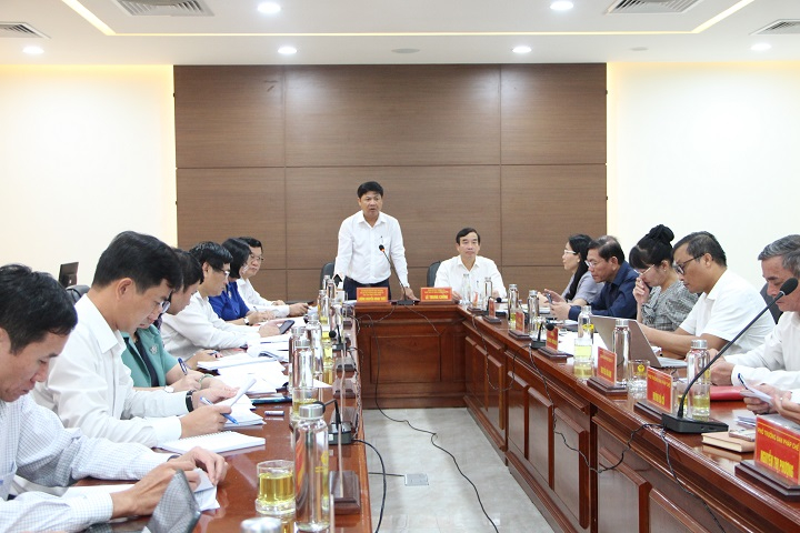 Một phiên họp thường kỳ của Thường trực HĐND thành phố Đà Nẵng - ẢNH THÚY THANH